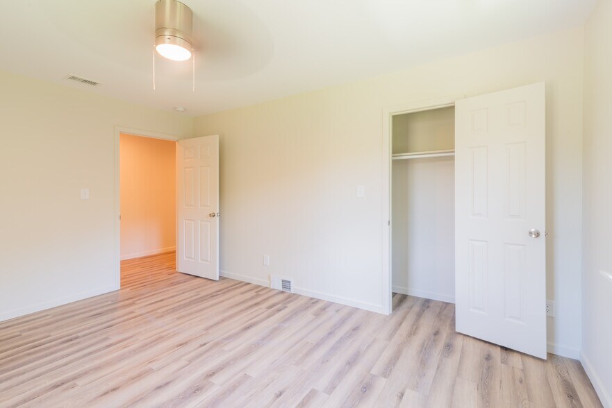 More Photos Of 506 E Marion St, Shelby Apartments For Sale