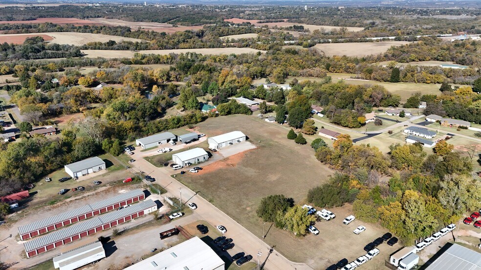 More Photos Of 410 Sigma Pl, Guthrie Warehouse For Lease