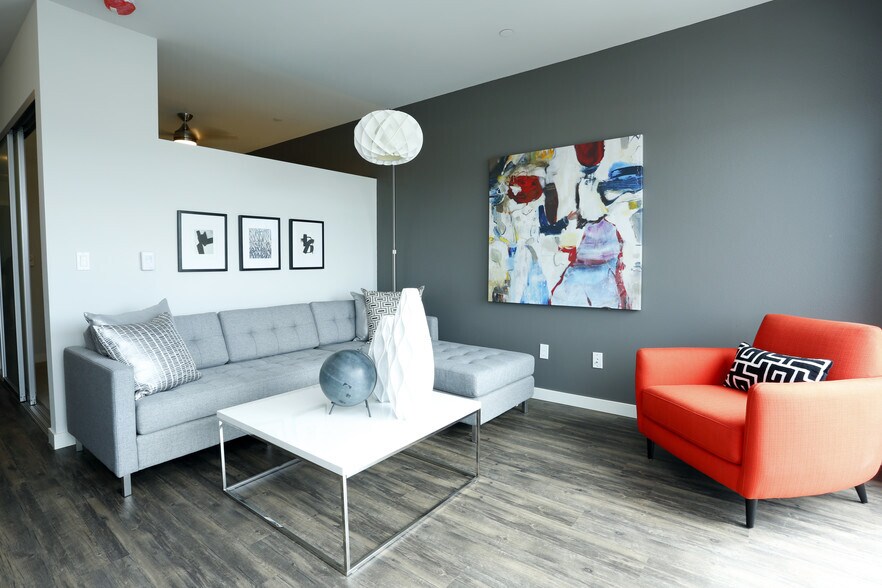 More Photos Of 1516 NW 51st St, Seattle Apartments For Sale