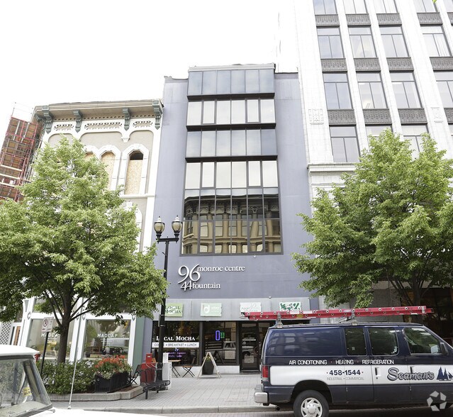 More Photos Of 96 Monroe Center St NW, Grand Rapids Office For Sale
