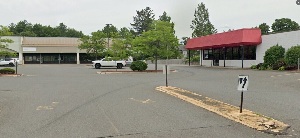 More Photos Of 487-489 Bernardston Rd, Greenfield General Retail For Sale
