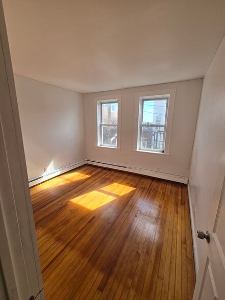 More Photos Of 86 Center St, Clifton Apartments For Sale