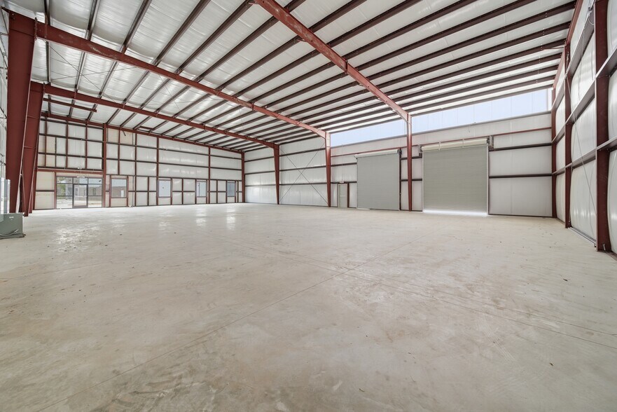 More Photos Of 13600 S Gessner Rd, Missouri City Warehouse For Sale