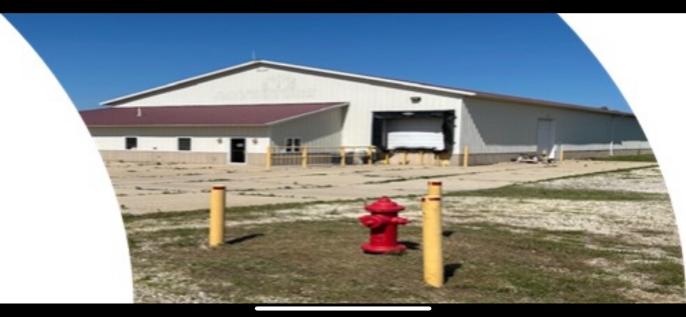 More Photos Of 124 W Progress Dr, Princeton Warehouse For Lease