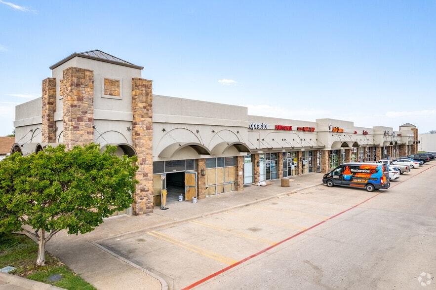 More Photos Of 6805 Main St, The Colony Unknown For Lease