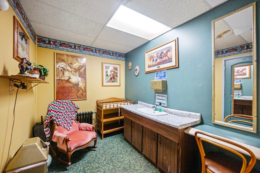 More Photos Of 4368 S County Road E, South Range General Retail For Sale