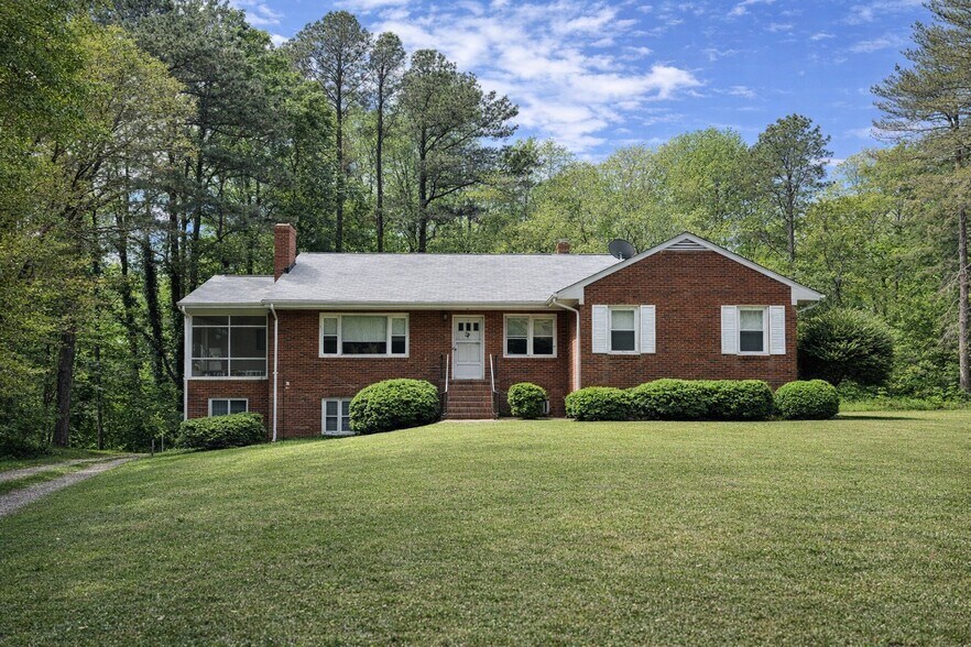 More Photos Of 7999 Fast Ln, Mechanicsville Apartments For Sale
