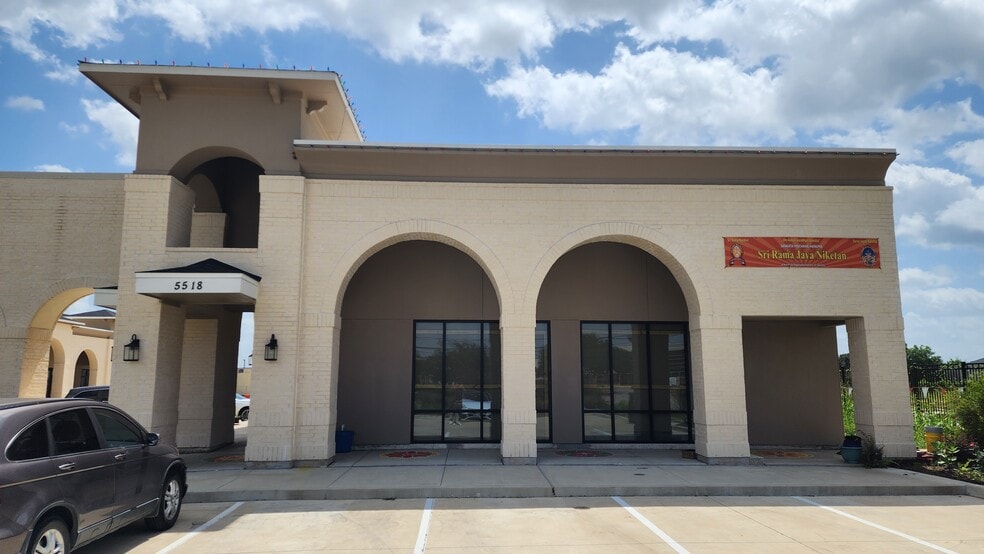 More Photos Of 5518 Queenston Blvd, Houston General Retail For Lease