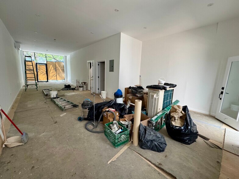 More Photos Of 639 Rogers Ave, Brooklyn Storefront Retail Residential For Lease