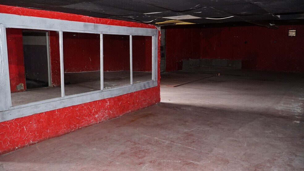 More Photos Of 4498 A Washington Rd, East Point Freestanding For Sale