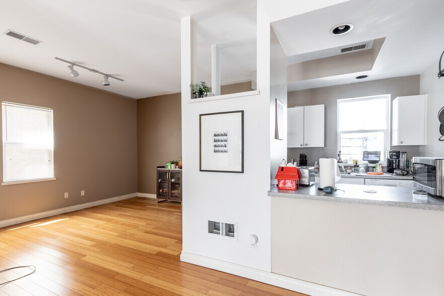 More Photos Of 158 Park St, Buffalo Apartments For Sale