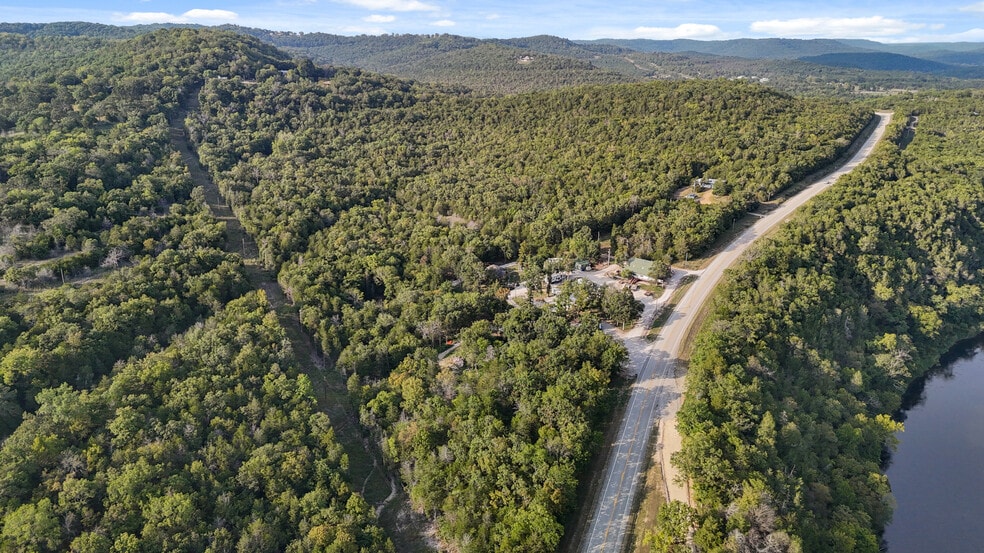 More Photos Of 8172 Highway 187, Eureka Springs Freestanding For Sale