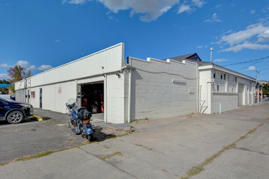 More Photos Of 606 S 6th St, Klamath Falls Specialty For Sale