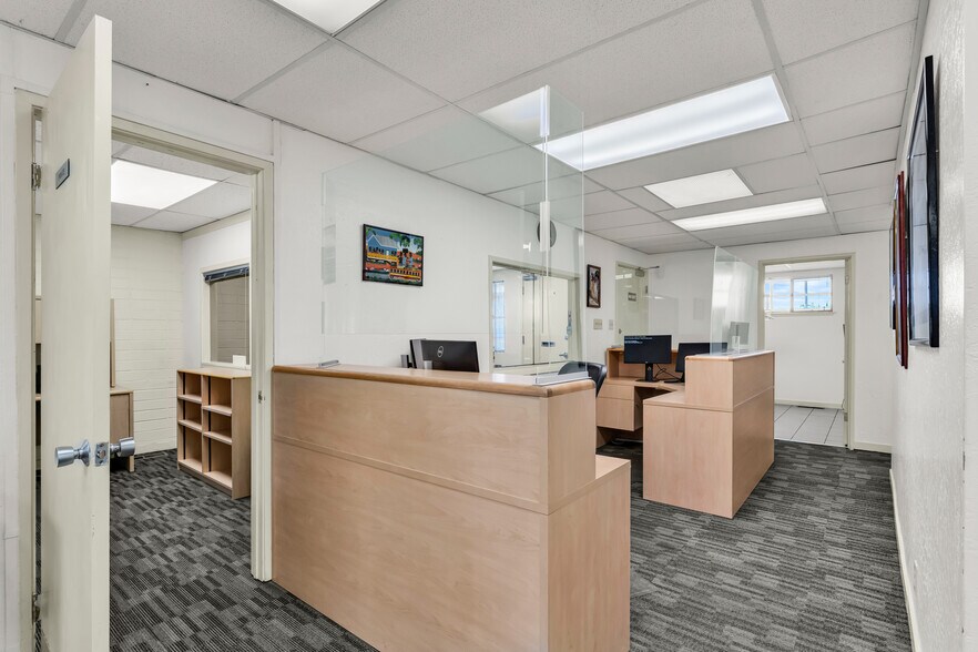 More Photos Of 7930 MacArthur Blvd, Oakland Medical For Sale