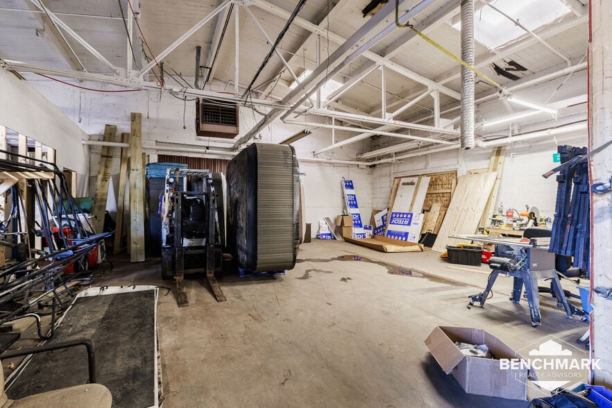 More Photos Of 545 West Ave, Rochester Warehouse For Sale