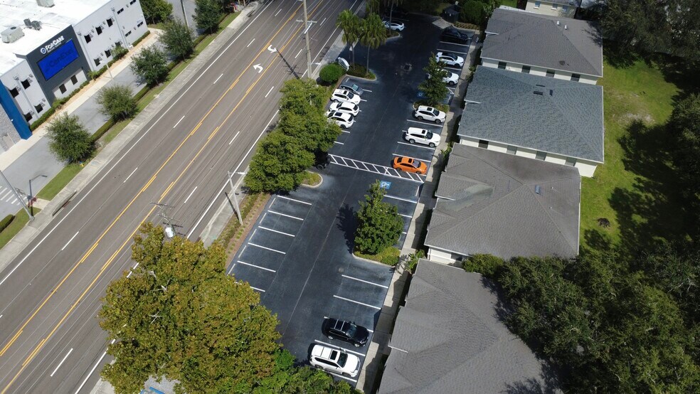 More Photos Of 15417 N Florida Ave, Tampa Medical For Lease