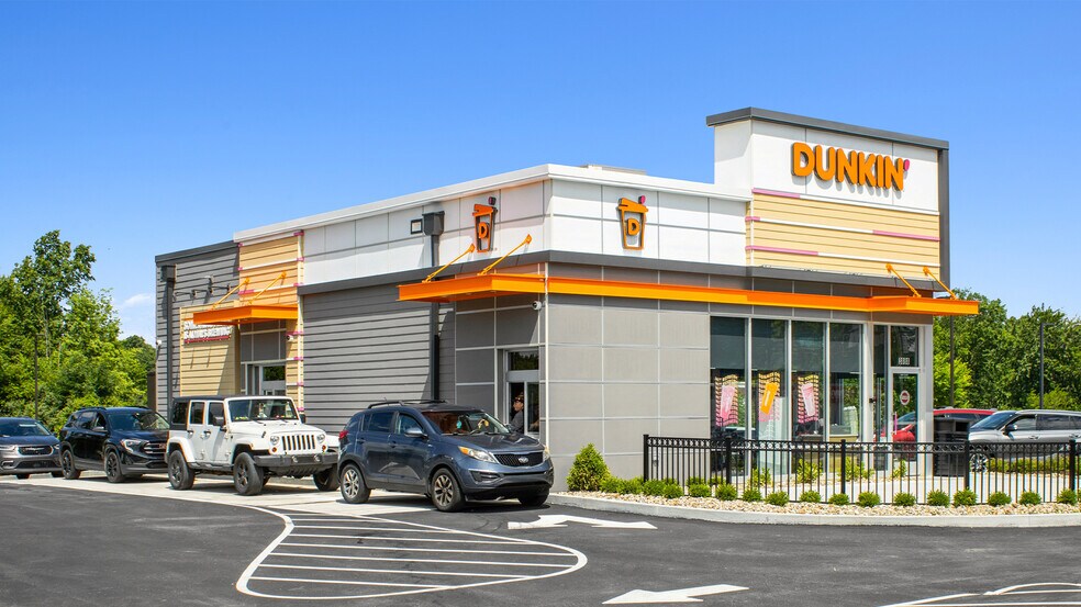Primary Photo Of 3888 S Cleveland Massillon Rd, Barberton Fast Food For Sale