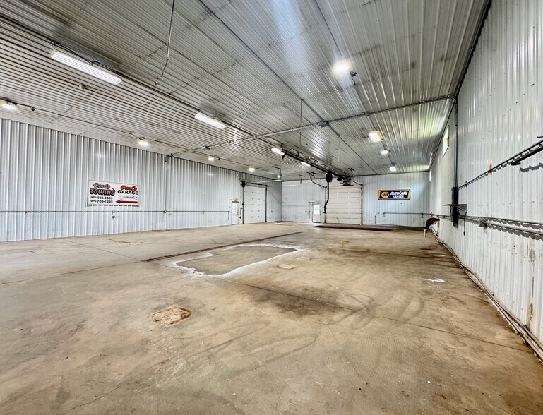 More Photos Of 7 Canaan Rd, Waymart Auto Repair For Sale