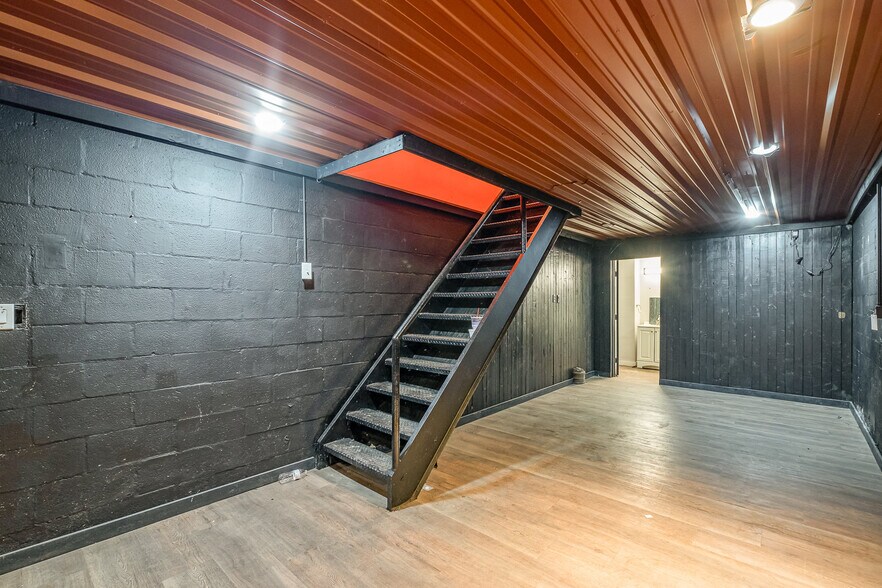 More Photos Of 1831 Capital Blvd, Raleigh Auto Repair For Lease