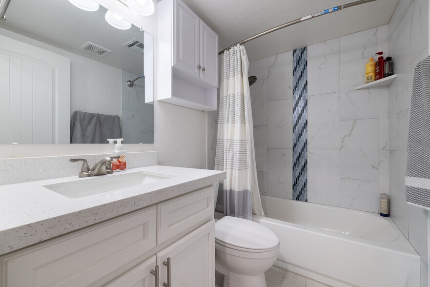 More Photos Of 2301 N 27th St, Phoenix Multifamily For Sale