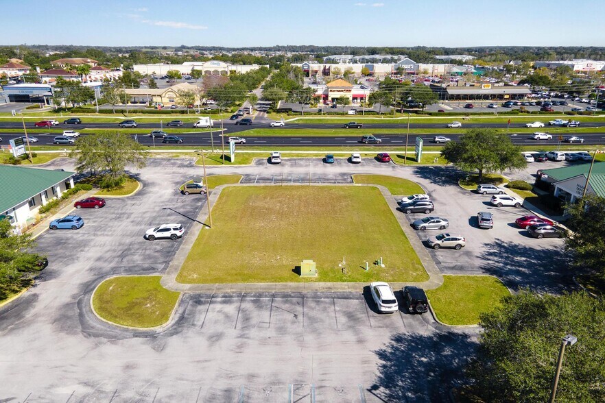 13706 US Hwy 441, Lady Lake, FL 32159 Land For Sale