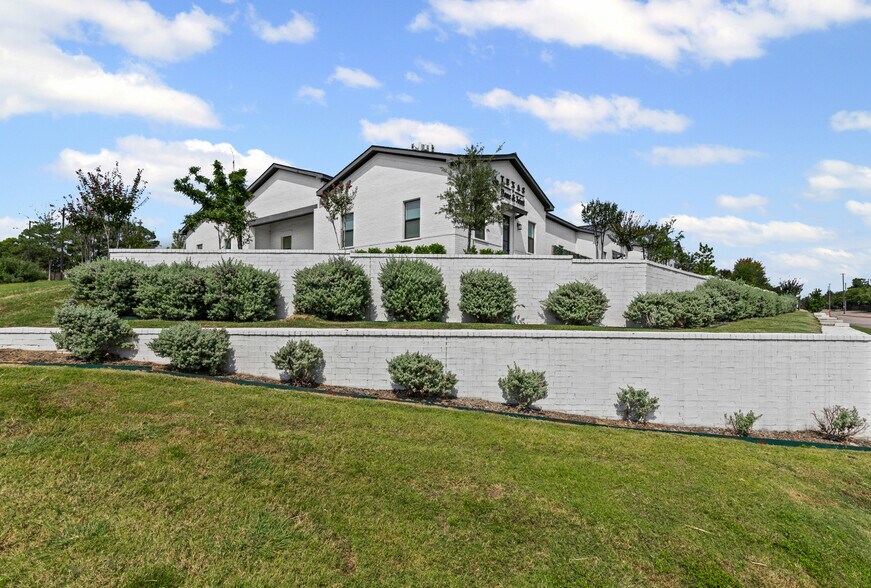 More Photos Of 1210 N Kimball Ave, Southlake Medical For Sale