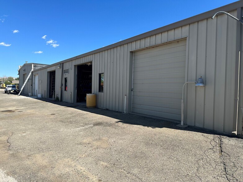 More Photos Of 507 Fruitvale Ct, Grand Junction Showroom For Sale