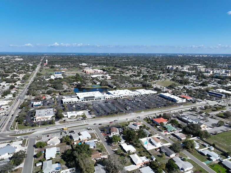 More Photos Of 5502-5726 Cortez Rd W, Bradenton Unknown For Lease