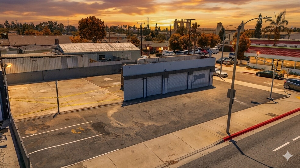 More Photos Of 3500 Gage Ave, Bell Auto Dealership For Sale
