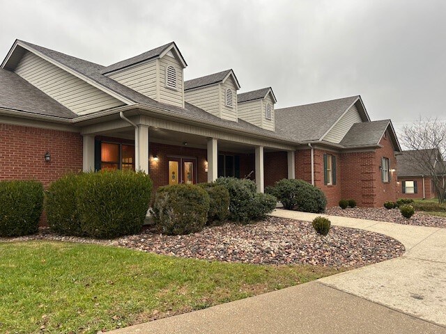 More Photos Of 601 Chamberlin Ave, Frankfort Medical For Sale