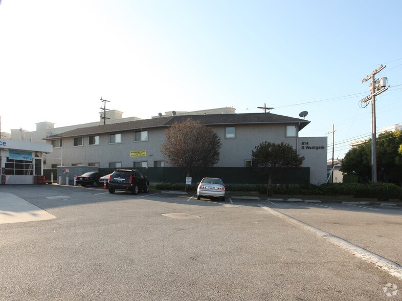More Photos Of 814 S Westgate Ave, Los Angeles Office For Lease