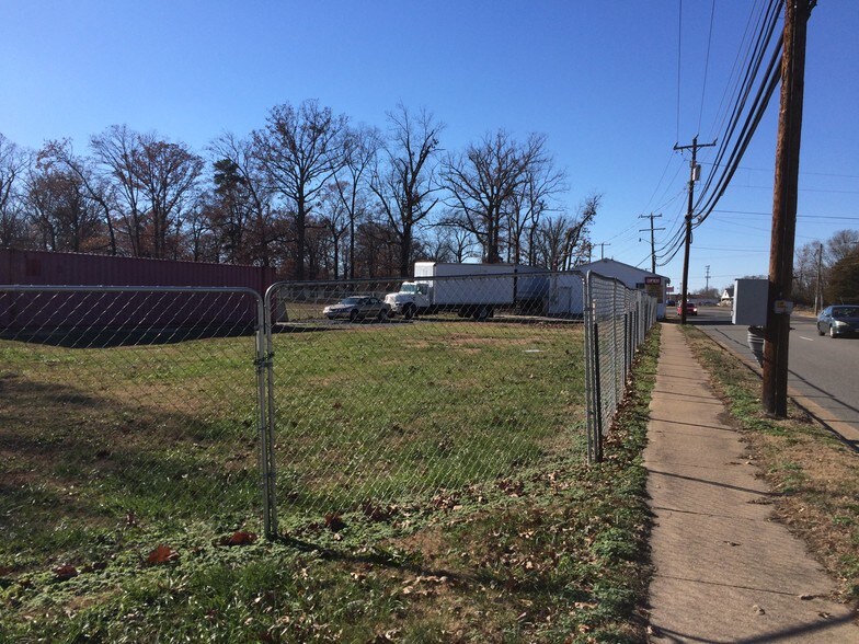 More Photos Of 833-837 Azalea Ave, Richmond General Retail For Sale