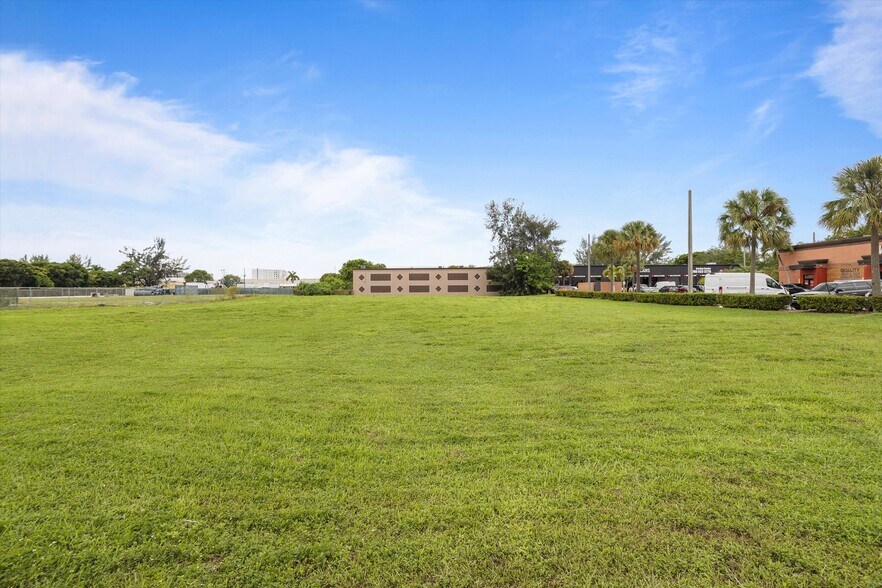 More Photos Of 10765 NW 19th St, Sweetwater Land For Sale