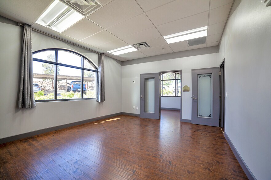 More Photos Of 6585 High St, Las Vegas Office For Lease