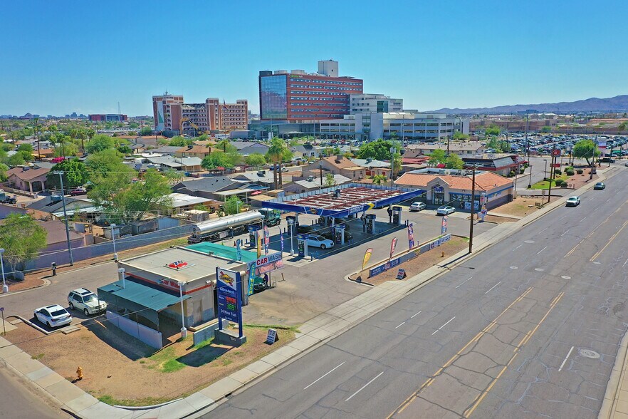 More Photos Of 1045 N 24th St, Phoenix Service Station For Sale