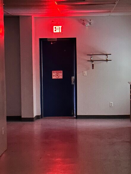 More Photos Of 1980 S West Blvd, Vineland Manufacturing For Lease