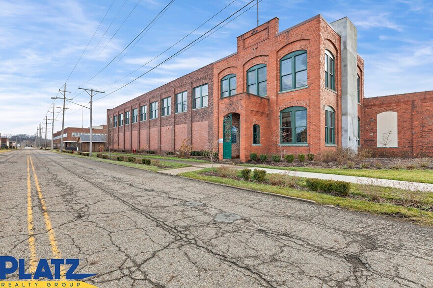 More Photos Of , Warren Unknown For Sale