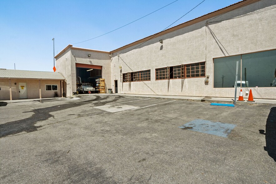 More Photos Of 484 E Redlands Blvd, San Bernardino Auto Repair For Sale
