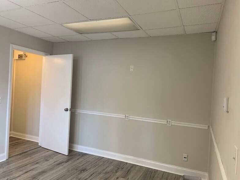 More Photos Of 10320 N 56th St, Temple Terrace Medical For Lease