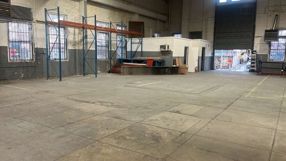 More Photos Of 920 Broadway, Newark Warehouse For Lease