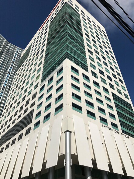 More Photos Of 175 SW 7th St, Miami Medical For Lease