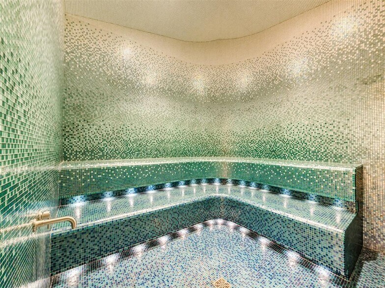 More Photos Of 1000 W 8th St, Los Angeles Apartments For Lease