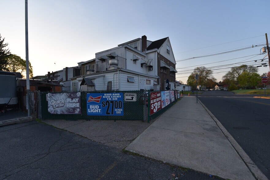 More Photos Of 1600 Hamilton Ave, Hamilton Storefront Retail Residential For Sale