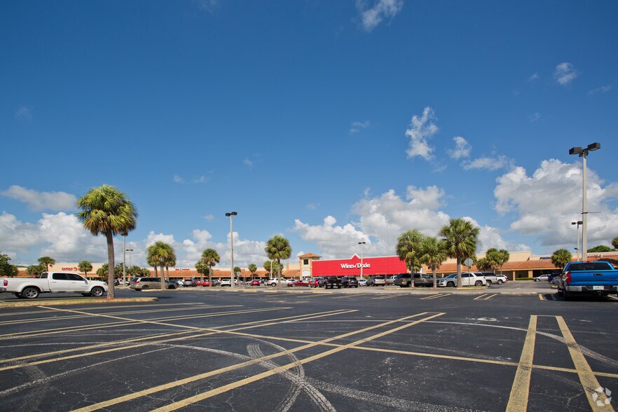 More Photos Of 30200-30394 Old Dixie Hwy, Homestead Unknown For Lease