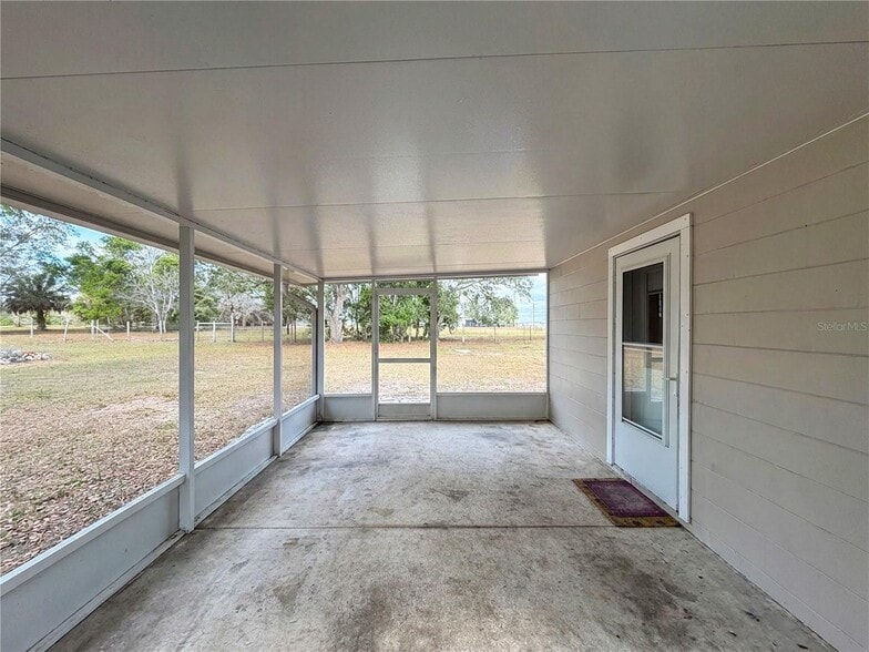 More Photos Of 9421 Sunshine Grove Rd, Brooksville Multifamily For Sale