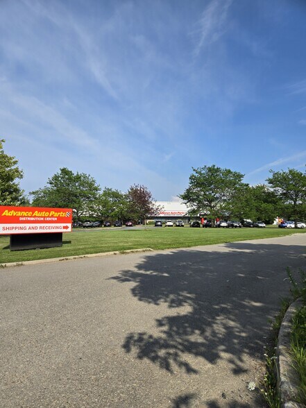 More Photos Of 4091 Jeffrey Blvd, Buffalo Warehouse For Sale