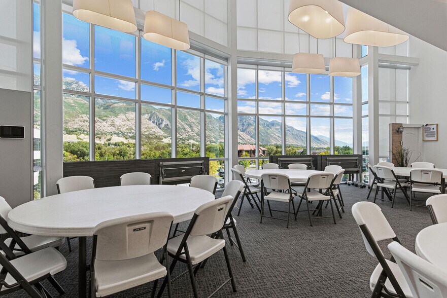 More Photos Of 4931 N 300 W, Provo Office For Lease