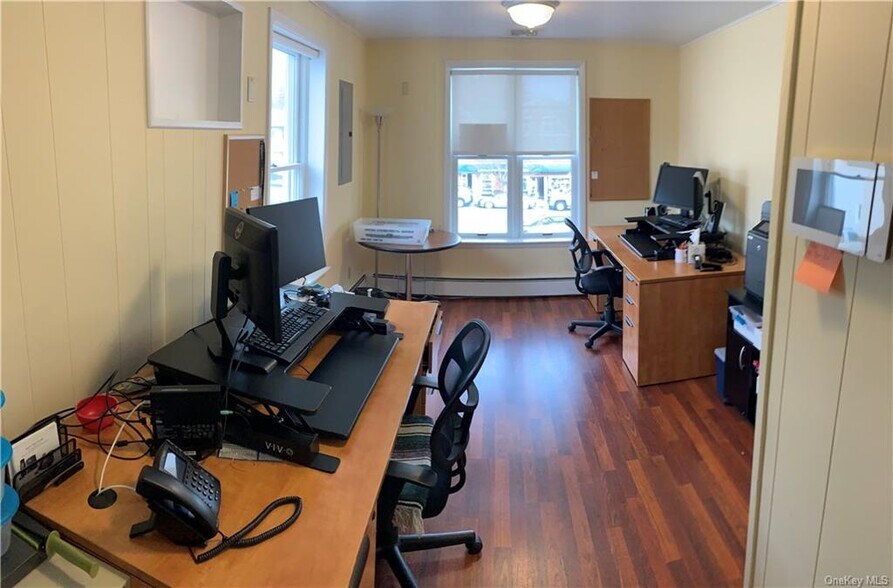 More Photos Of 328 Lexington Ave, Mount Kisco Light Distribution For Lease