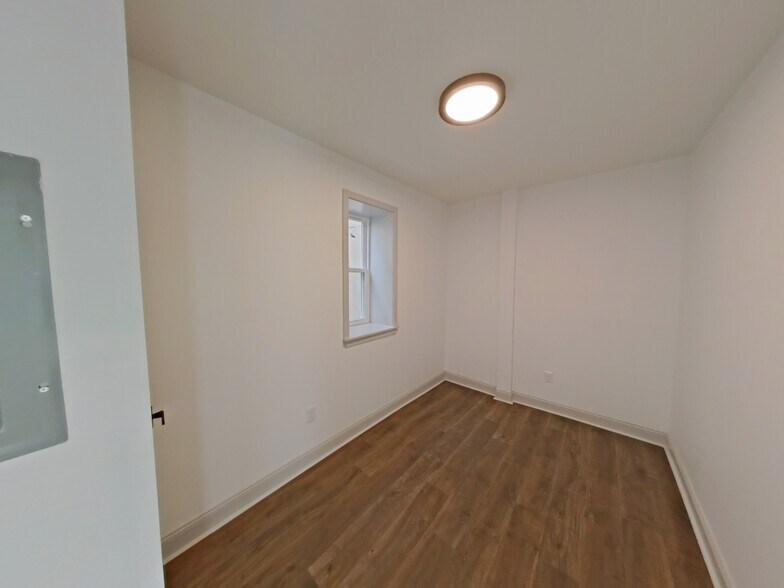 More Photos Of 201 Rochelle Ave, Philadelphia Multifamily For Sale