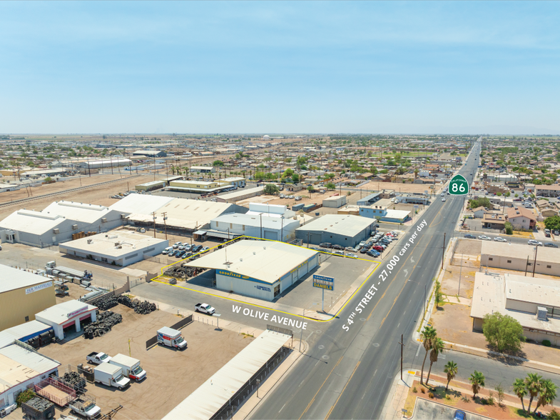 Primary Photo Of 315 S 4th St, El Centro Auto Repair For Sale